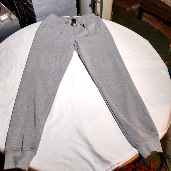 Galaxy By Harvic Other - Galaxy by Harvic Heather Gray Slim Fit Joggers With Pockets